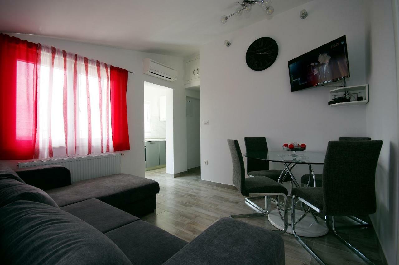 Apartment Ivan Kastel Sucurac Exterior photo