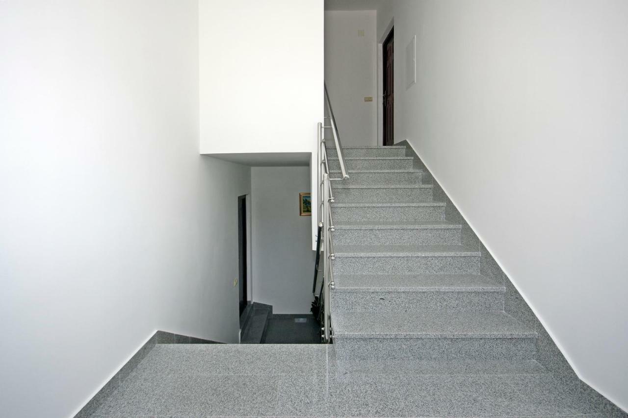 Apartment Ivan Kastel Sucurac Exterior photo