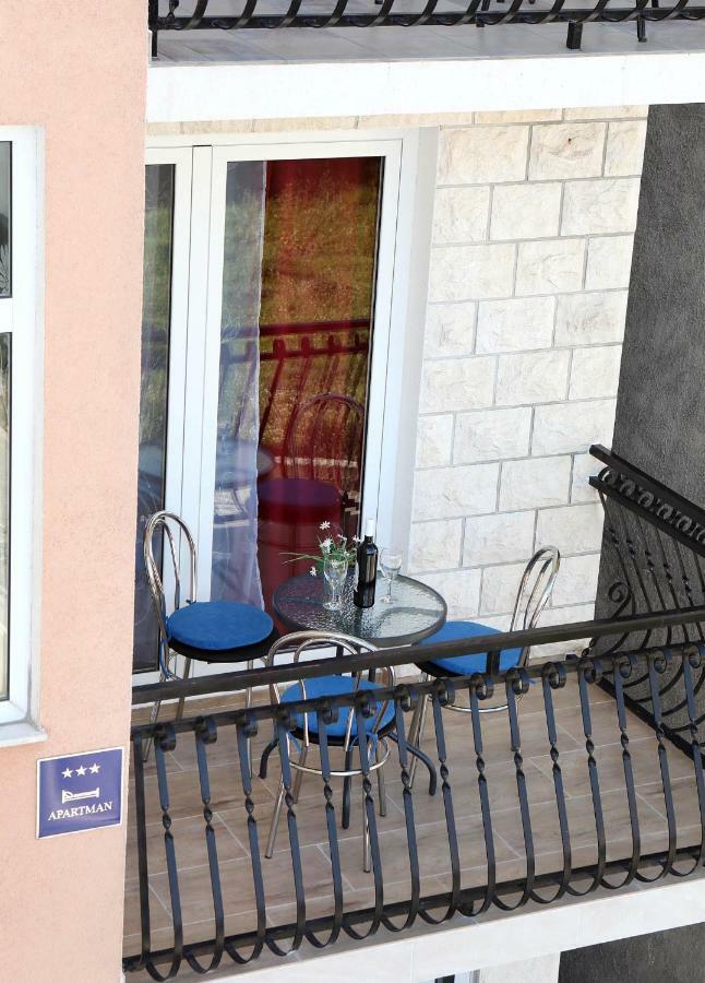 Apartment Ivan Kastel Sucurac Exterior photo