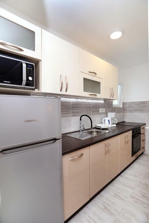 Apartment Ivan Kastel Sucurac Exterior photo